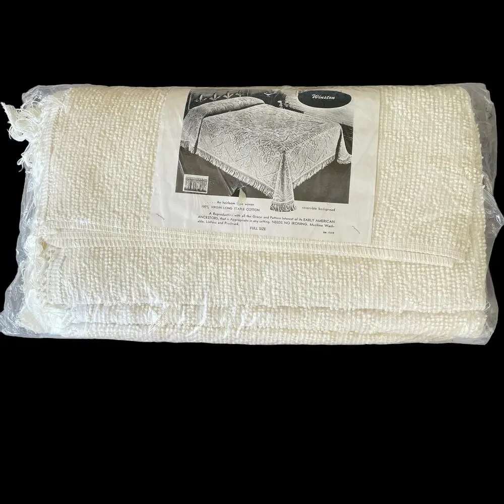 Vintage Candlewick Bedspread Fringe Full Size Hobnail Off White Reversible NOS